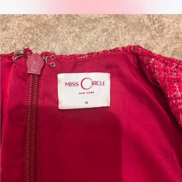 Miss circle size XS tweed Elegant Red Button-Up Dress - Picture 3 of 3